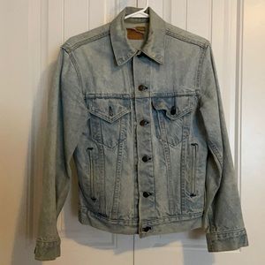 Worn out Levi’s Denim Jacket sz XS